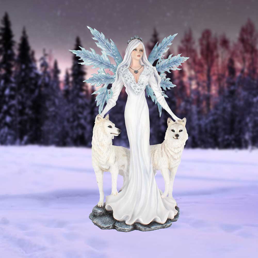 Aura Fairy & Wolves Figurine - Image 7