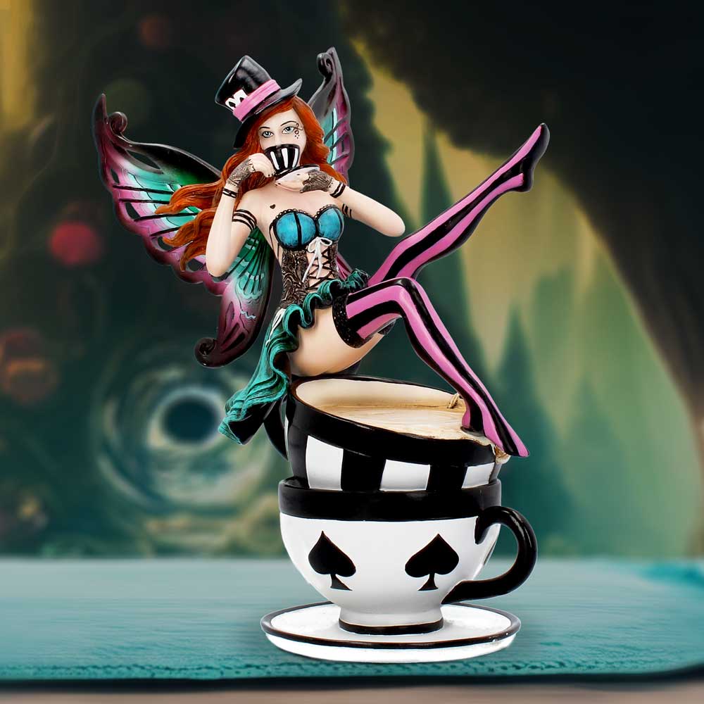 Wonderland Fairies Hatter Figurine - Image 6