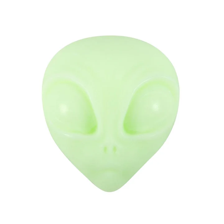 UFO Wax Burner with Lime Alien Wax Melt - Image 4